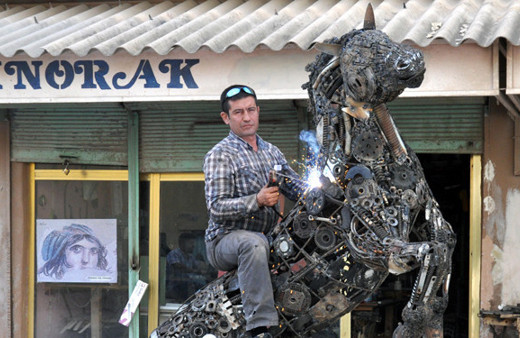 Yarım ton hurda şaha kalktı