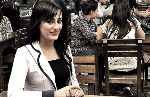 Ayşe öğretmenin ikinci kez cezaevine girmesi ertelendi