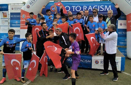 Şırnak UYAFA takımından Rıdvan Dilmen'e mesaj