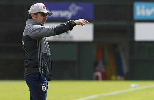 Aykut Kocaman: Fenerbahçe zordaysa göreve hazırım