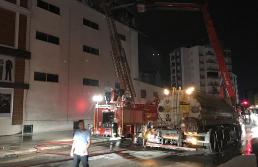 Mersin'de tekstil fabrikasında yangın