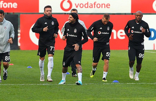 Göztepe maçı öncesi Beşiktaş'a 3 isimden kötü haber