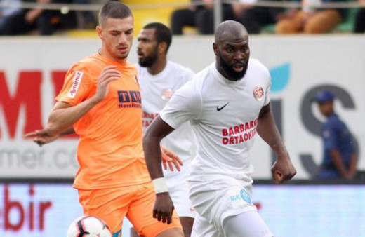 Akdeniz derbisinde kazanan Antalya oldu!