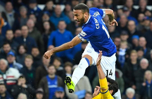 Perdeyi Cenk Tosun kapattı