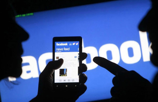 Japonya'dan Facebook'a veris sızıntı uyarısı