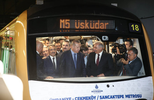 Üsküdar Çekmeköy metro hattı ilk günde 170 bin 612 yolcu taşıdı