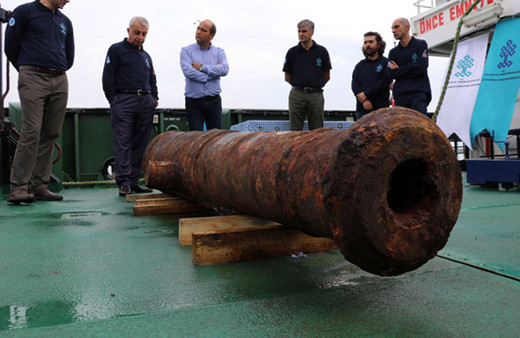 Didim'de 18. yüzyıldan kalma savaş gemisi bulundu! İçinden çıkanlara bakın