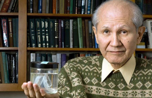 Nobel ödüllü Japon bilim insanı hayata veda etti
