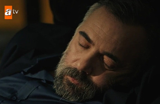 Eşkıya Dünyaya Hükümdar Olmaz'da iki şok ayrılık! Muzi ve Fikret öldü mü?