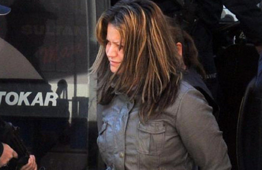 Genelevdeki kadınların korkulu rüyası hanımağayı "ben"i ele verdi