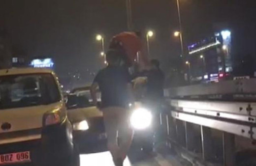 E-5'te aksiyon filmlerine taş çıkaran kavga kamerada