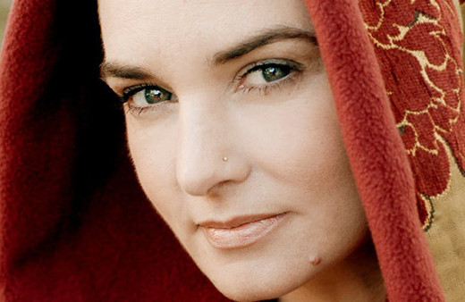 Dünyaca ünlü sanatçı Müslüman olup ezan okudu