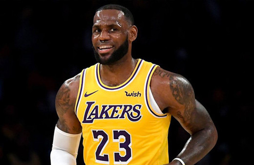 Lakers, LeBron'la kazandı