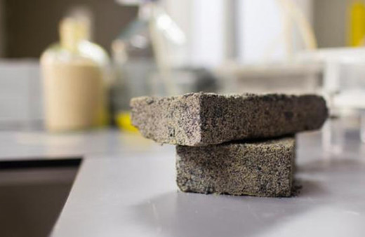 İnsan idrarından tuğla yaptılar! 