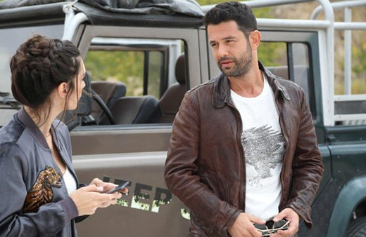 Aşk ve Mavi 76. bölüm fragmanı