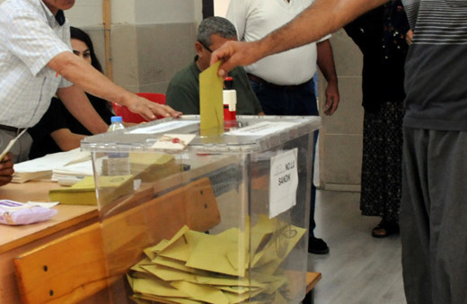 AK Parti İstanbul adayı! Kulislerdeki ismi Hande Fırat açıkladı
