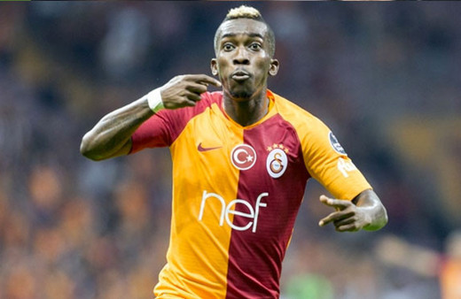 Onyekuru hocasına sert sözlerle sitem etti!