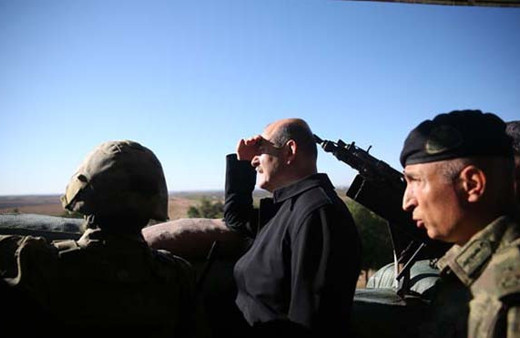 Bakan Soylu'nun gözü önünde bir terörist öldürüldü!