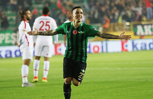 Akhisar galibiyet hasretine Göztepe karşısında son verdi!