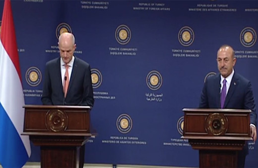 Bakan Çavuşoğlu'ndan 'Nazi' tepkisi! Ne ben...