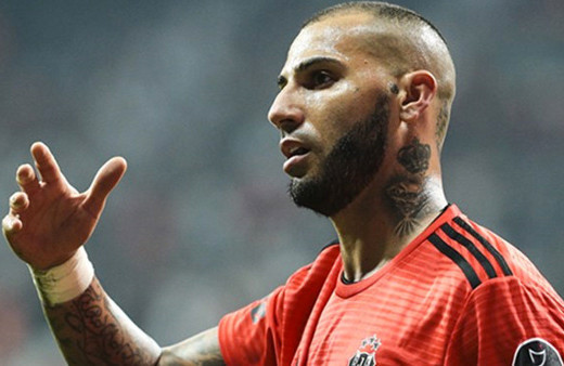 Quaresma asist krallığına gidiyor  