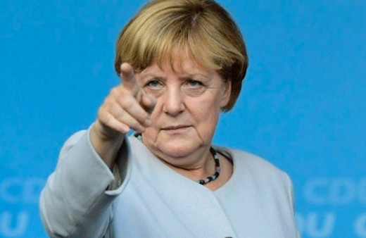 Bırakacağını açıklayan Merkel konuştu
