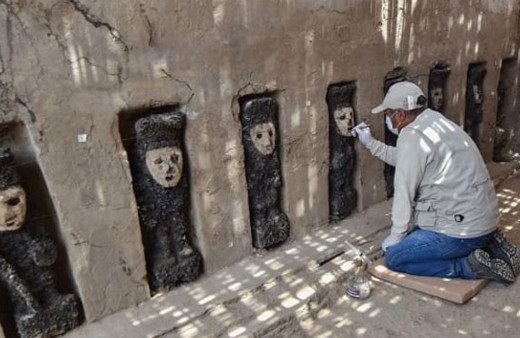 750 yıllık insana benzeyen putlar bulundu!