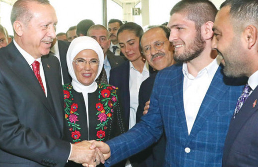 Şampiyon dövüşçü: 'Erdoğan'la Türkçe konuşacağım'