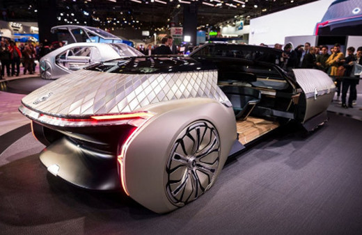 Renault'un robot arabası olay! Bakın neler yapabiliyor