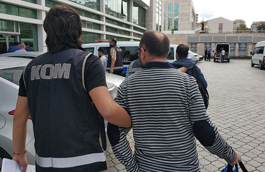 FETÖ'nün gaybubet evinde yakalanan 3 kişi tutuklandı!