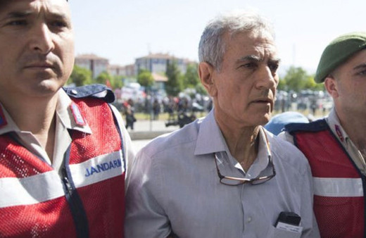 Akın Öztürk "İsrail bizi sattı" demiş