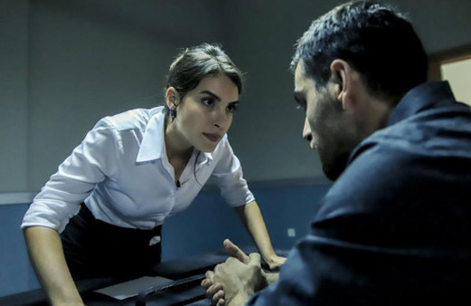 Söz dizisinin savcı Derya'sı Deniz Baysal: Benim kavgam kendimle