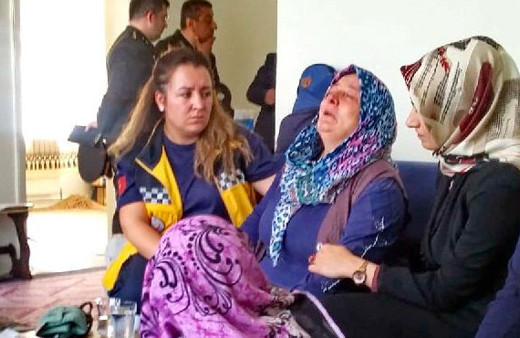 Acı haberi tarlada çalışırken aldı! Gözyaşları sel oldu