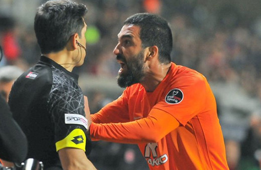 Arda Turan geri dönüyor