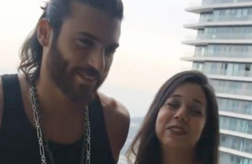 Can Yaman'ın annesi görenleri şaşırttı!