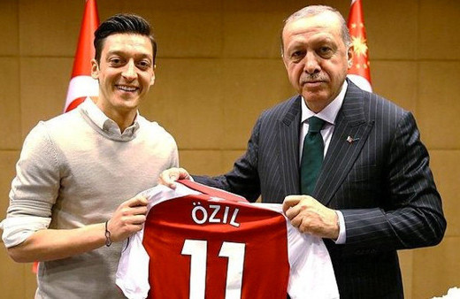 Almanya'dan Mesut Özil itirafı: Daha çok şey yapmalıydık