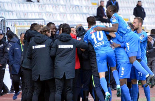 Erzurum Göztepe'ye patladı