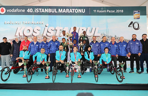 İBB Başkanı Uysal: 'Asya'dan Avrupa'ya sağlıklı yarınlar için koştuk'