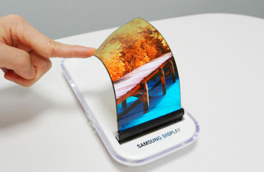  Samsung'un katlanabilir telefon modelinden kötü haber geldi