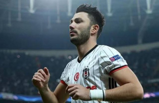 Devre arası yemek yedi: Beşiktaş'ı TFF'ye şikayet etti!
