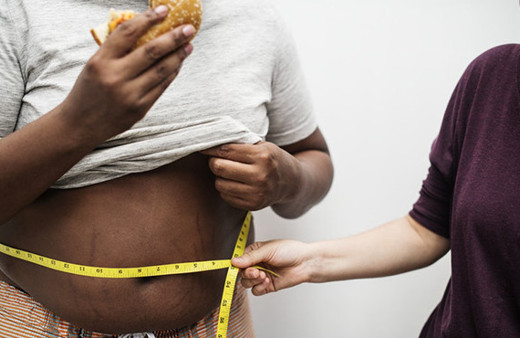 Obezite kanser riskini dört katına çıkarıyor