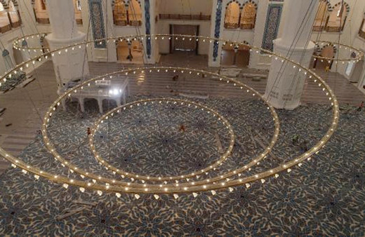 Çamlıca Camisi’ne 7 tonluk avize