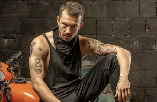 Efecan Şenolsun Çarpışma dizisinden ayrıldı mı? Ay Yapım taciz hakkında açıklama yaptı