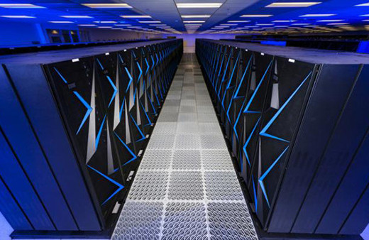 İnsan beynini taklit eden bilgisayar çalışmaya başladı! Ne işe yarayacak?