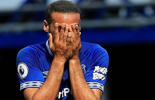 Cenk Tosun'a büyük şok: Bunu hiç beklemiyordu!