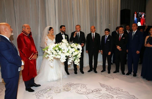 Alişan'a düğünde 1 TL takı takan kim çıktı? Kanal D'de açıkladı