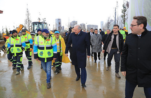 İBB Başkanı Uysal: 'İlk millet bahçelerinin açılışında Cumhurbaşkanımızla buluşmayı bekliyoruz"