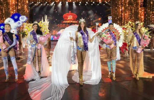 İzmirli Pınar 'Mankenler Kraliçesi' seçildi!