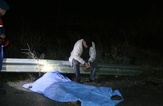 Feci kaza: Kuzeninin başında böyle bekledi!