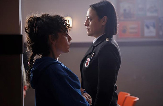 Avlu 21. bölüm fragmanı